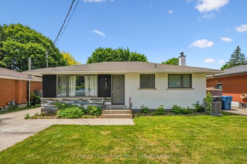 372 Victoria Rd N, Guelph, ON, N1E5J7 | Card Image