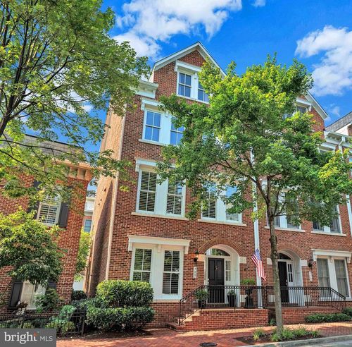 708 Day Ln, ALEXANDRIA, VA, 22314-6247 | Card Image