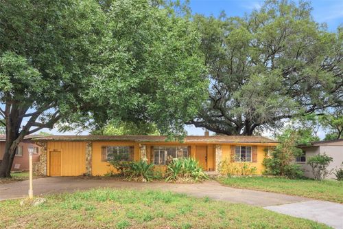 1421 Fairview Street, ORLANDO, FL, 32804 | Card Image