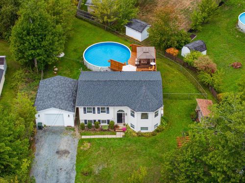 61 Elmwood Dr, Elmsdale, NS, B2S1B3 | Card Image