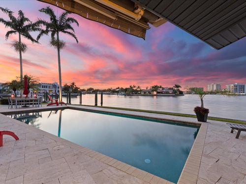 621 Belle Isle Ave, BELLEAIR BEACH, FL, 33786-3613 | Card Image