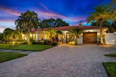 Snell Isle Blvd, Saint Petersburg, FL 33704