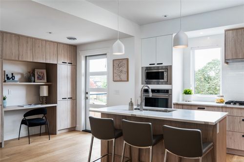29-4253 Dieppe Rd, Victoria, BC, V8X2N2 | Card Image