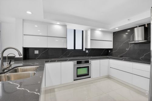 ph-t-3420 S Ocean Blvd, Highland Beach, FL, 33487-4703 | Card Image