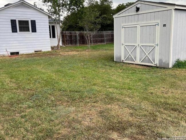 10 x 14 portable storage unit | Image 6
