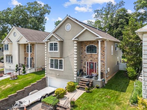 39 Paterson Ave, Clifton, NJ, 07014-1858 | Card Image