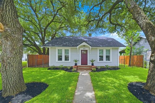 404 Ayrshire St, College Station, TX, 77840-2908 | Card Image