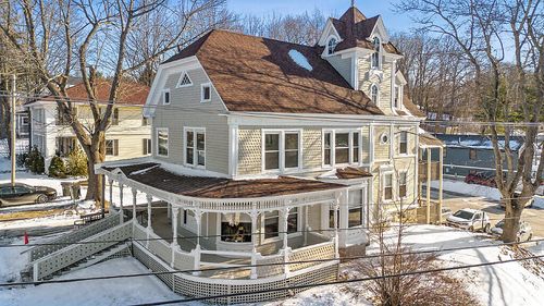 16 E Chestnut Street, Augusta, ME, 04330 | Card Image