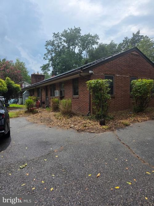 4 Hillside Ave, BRIDGETON, NJ, 08302-3820 | Card Image