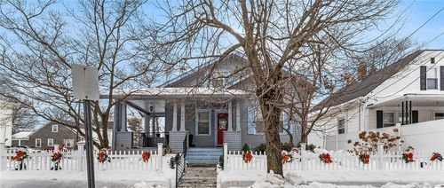 489 Benefit St, Pawtucket, RI, 02861-1303 | Card Image