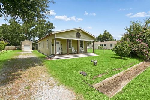 451 Good Hope St, Norco, LA, 70079-2349 | Card Image