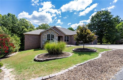 17 Foster Ln, Bella Vista, AR, 72715-4808 | Card Image