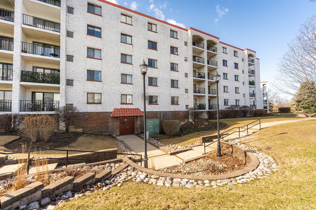 APT-511 - 375 Plum Creek Dr, Condo with 1 bedrooms, 1 bathrooms and 2 parking in Wheeling IL | Image 25
