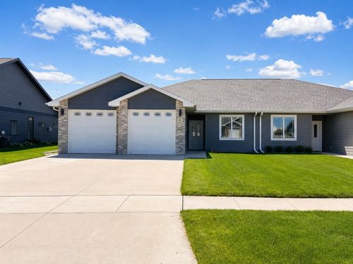 1811 20th Avenue, Spencer, IA, 51301 | Card Image