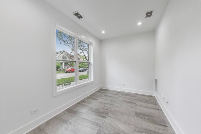 8127 Floral Ave, Townhouse with 3 bedrooms, 4 bathrooms and 3 parking in Skokie IL | Image 5