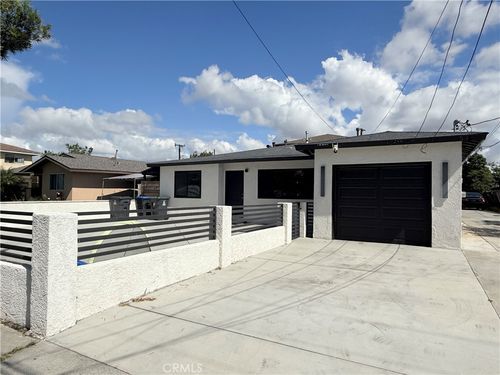 5319 Roosevelt Ave, Santa Ana, CA, 92703-2427 | Card Image