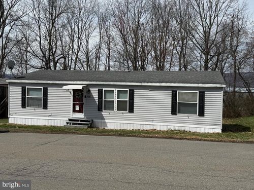 405 West Dr, PITTSTON, PA, 18640-1068 | Card Image