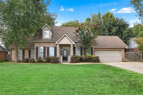 1317 Fairfield Dr, Mandeville, LA, 70448-1055 | Card Image