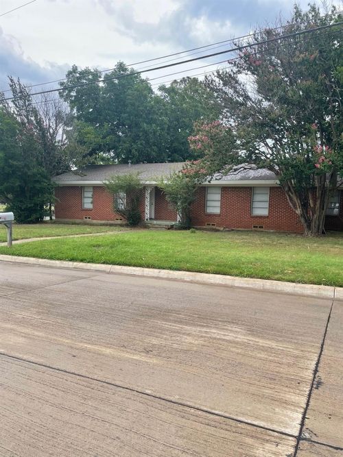408 E 2nd St, Arlington, TX, 76010-1651 | Card Image