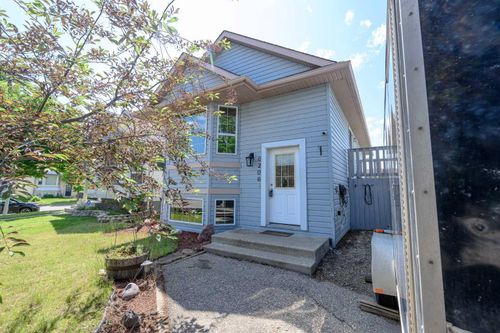 6206 90 St, Grande Prairie, AB, T8W2M4 | Card Image