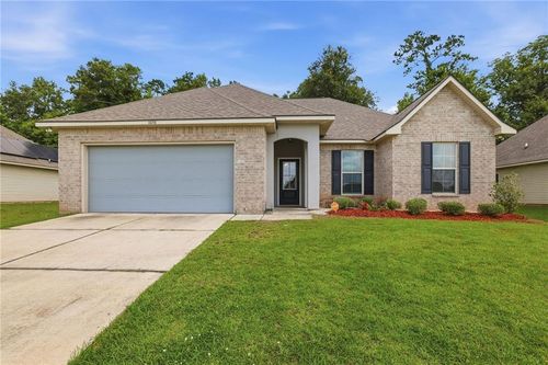 11056 Regency Ave, Hammond, LA, 70403-2627 | Card Image
