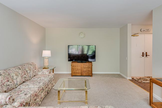 APT-407 - 2 S Atrium Way, Condo with 1 bedrooms, 2 bathrooms and 1 parking in Elmhurst IL | Image 8