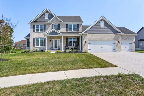 104 Long Pass Ct, Lake St Louis, MO, 63367-5050 | Card Image