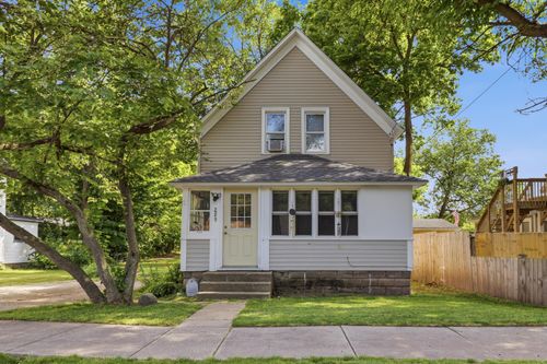 229 Robinson St, Allegan, MI, 49010-1040 | Card Image
