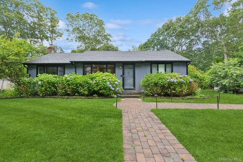 27 Atlantic Ave, Hampton Bays, NY, 11946-2344 | Card Image
