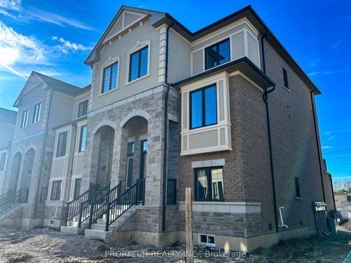 15 Peace Lane, Richmond Hill, ON, L4B0J4 | Card Image