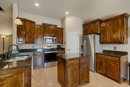 1221 Eagle Lake Dr, Azle, TX, 76020-5125 | Card Image