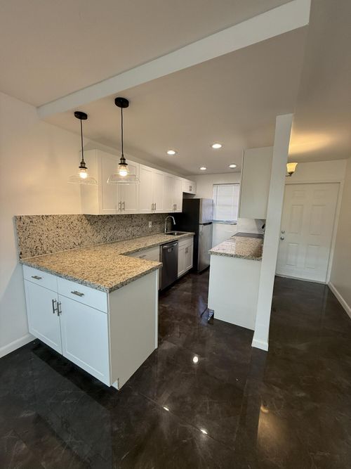 2470-650 Sw 2nd Ave, Boca Raton, FL, 33432-5983 | Card Image