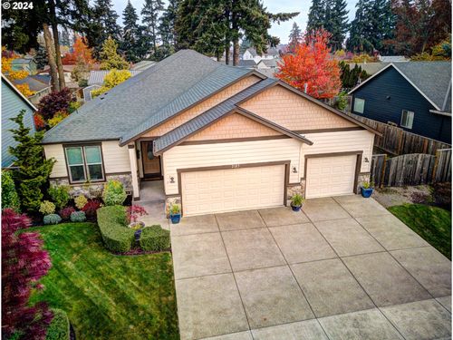 2185 Thomas Way, Hubbard, OR, 97032 | Card Image