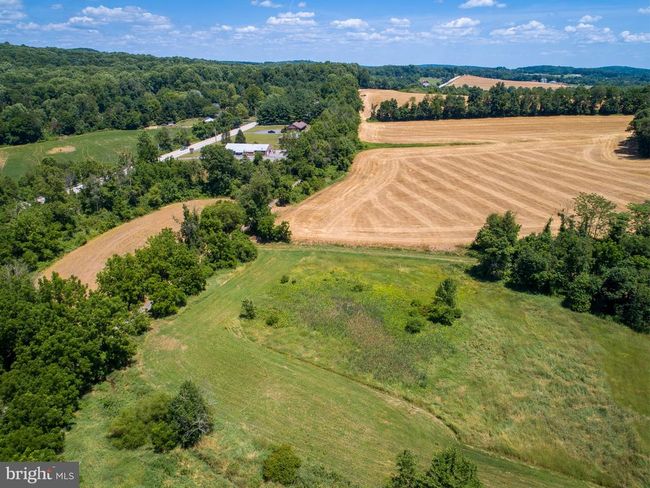 11 Sweet Water Rd, House other with 5 bedrooms, 2 bathrooms and null parking in ELVERSON PA | Image 65