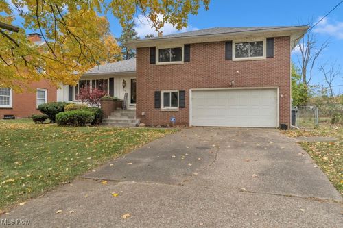 2601 Merriweather Rd, Sandusky, OH, 44870-5634 | Card Image