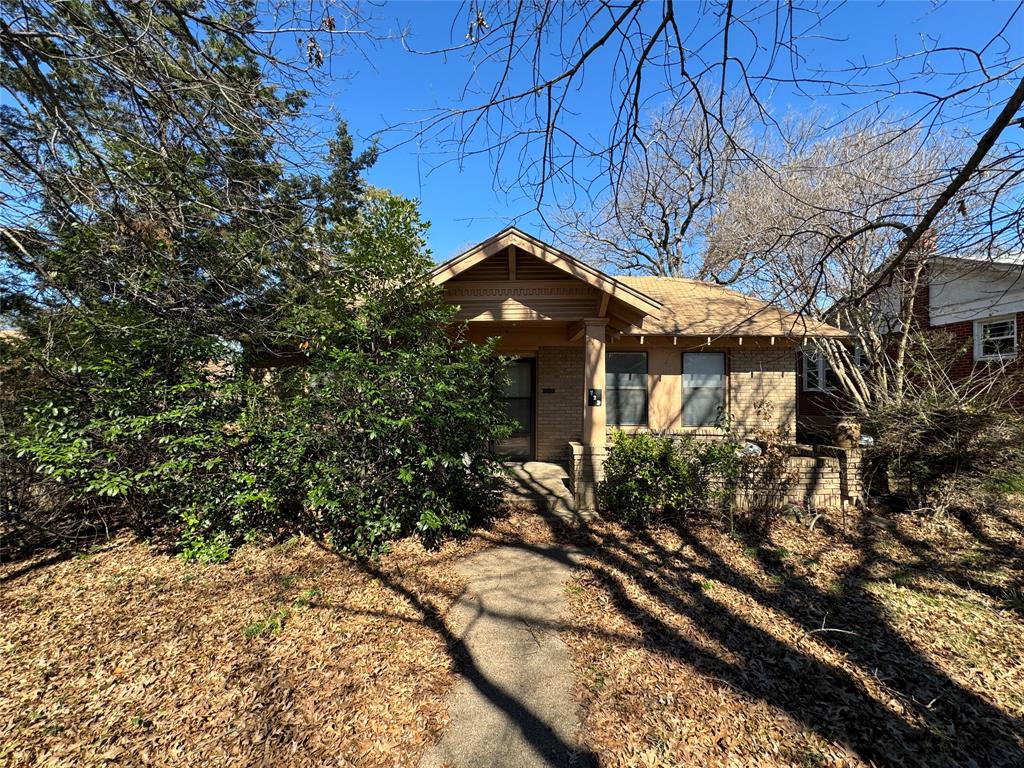 Winston St, Dallas, TX 75208