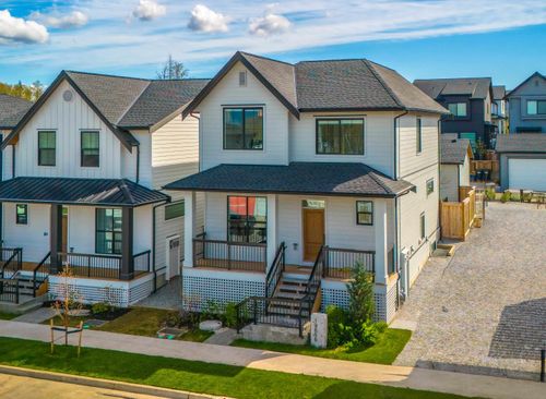 19656 76b Ave, Langley, BC, V2Y3T4 | Card Image