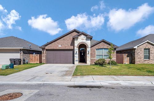 6918 Thomas Paine Rd, Midland, TX, 79706-1711 | Card Image