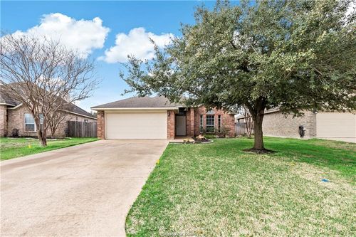 3806 Dresden Ln, College Station, TX, 77845-3951 | Card Image