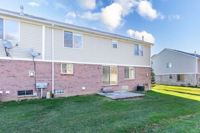 6173 Elarz Dr, Condo with 4 bedrooms, 3 bathrooms and null parking in Troy MI | Image 42