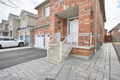 16 Sunnyview Rd, House other with 4 bedrooms, 3 bathrooms and 4 parking in Brampton ON | Image 3