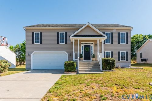 11169 Affirmed Ct, RUTHER GLEN, VA, 22546-3497 | Card Image