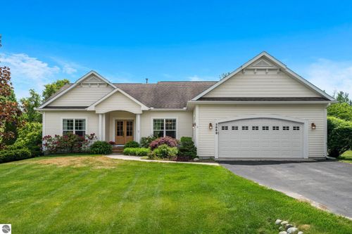3869 Stone Ridge Dr, Traverse City, MI, 49684-7219 | Card Image
