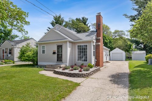 2142 Emerald Ave, Grand Rapids, MI, 49505-4361 | Card Image