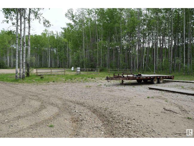 455 Industrial Dr N, House other with 9 bedrooms, 10 bathrooms and 12 parking in Red Earth Creek AB | Image 22