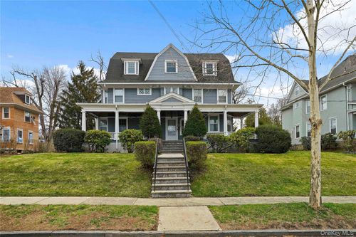 9 Ridgeview Ave, White Plains, NY, 10606-2811 | Card Image