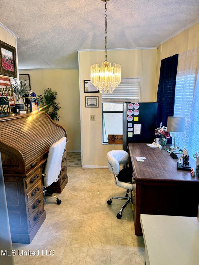 Breakfast Nook | Image 25