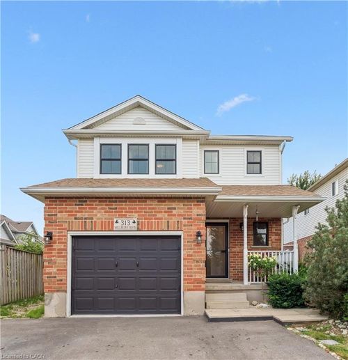 313 Millburn Blvd, Fergus, ON, N1M3S3 | Card Image