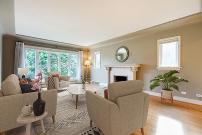 2341 Jefferson Ave, House other with 4 bedrooms, 2 bathrooms and 4 parking in West Vancouver BC | Image 1