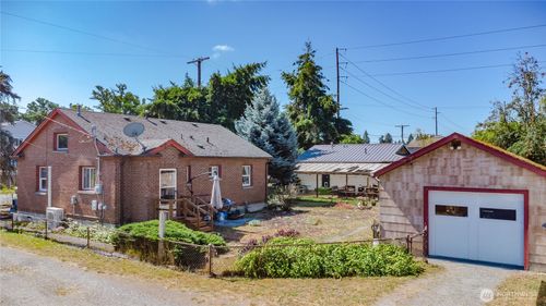 303 3rd Street Ne, Yelm, WA, 98597 | Card Image